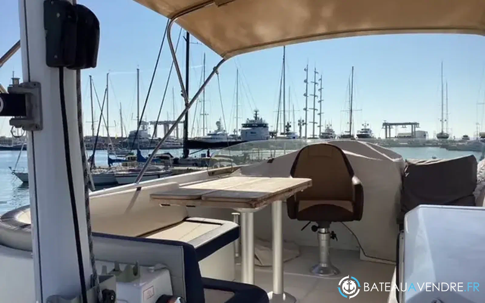slider 2 Beneteau Swift Trawler 44
