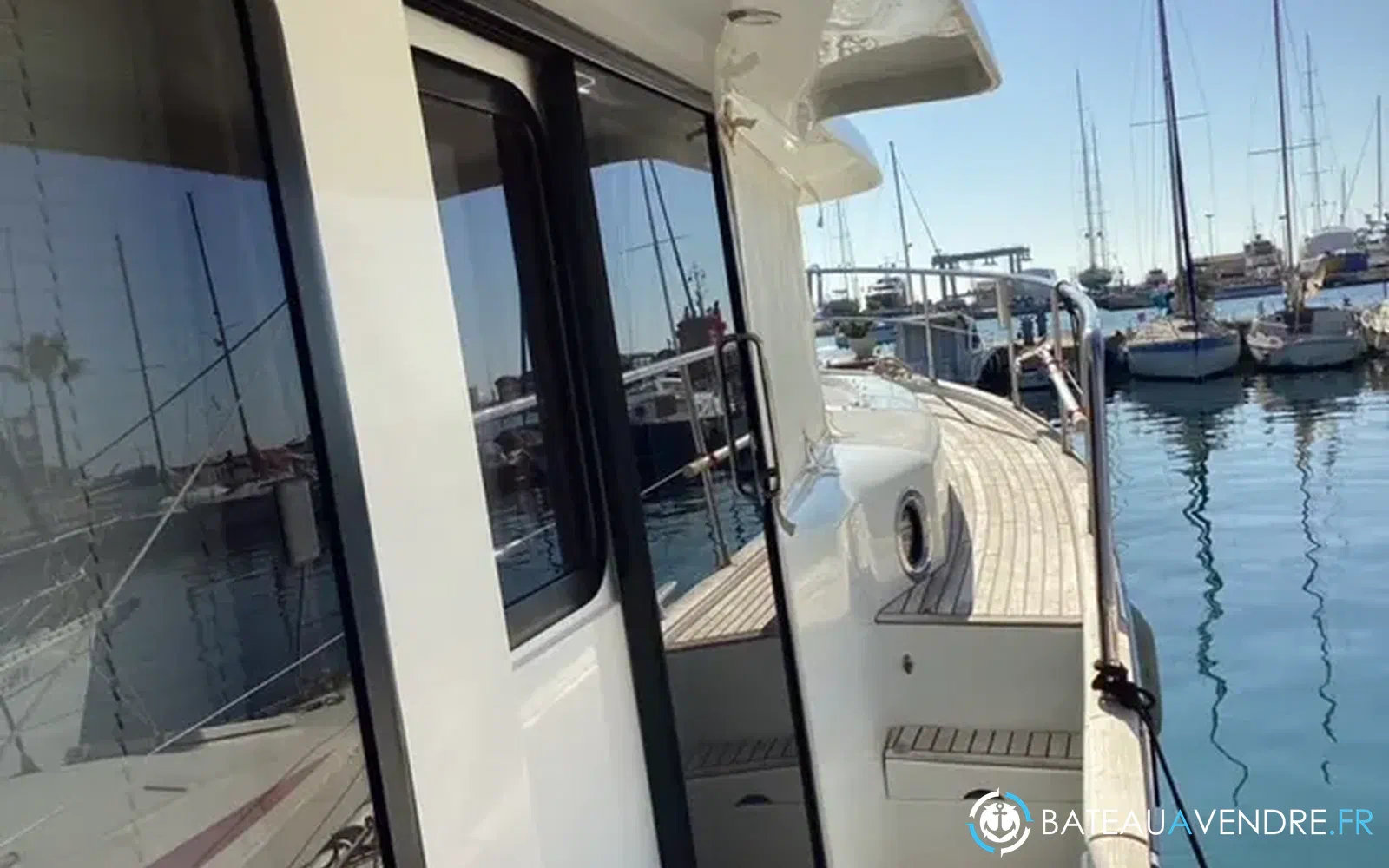 slider 5 Beneteau Swift Trawler 44
