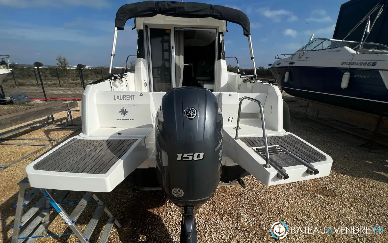 slider 4 Jeanneau Merry Fisher 695