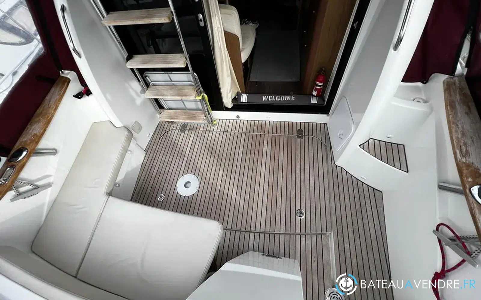 slider 12 Beneteau Antares 30 Fly