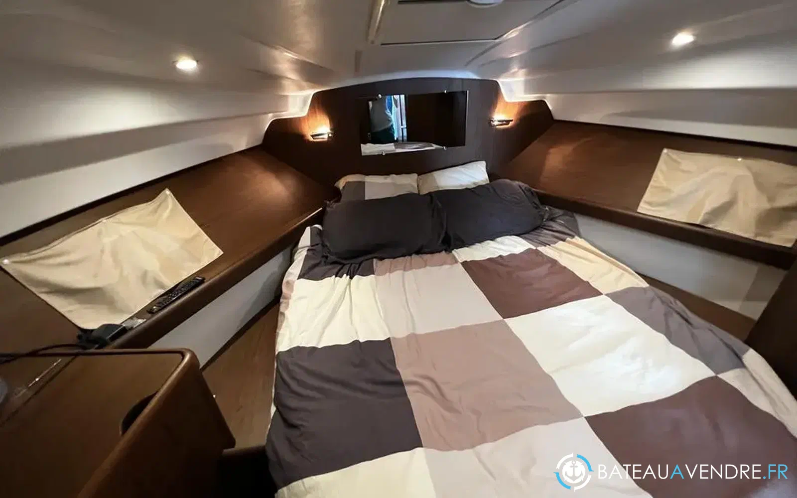 slider 26 Beneteau Antares 30 Fly