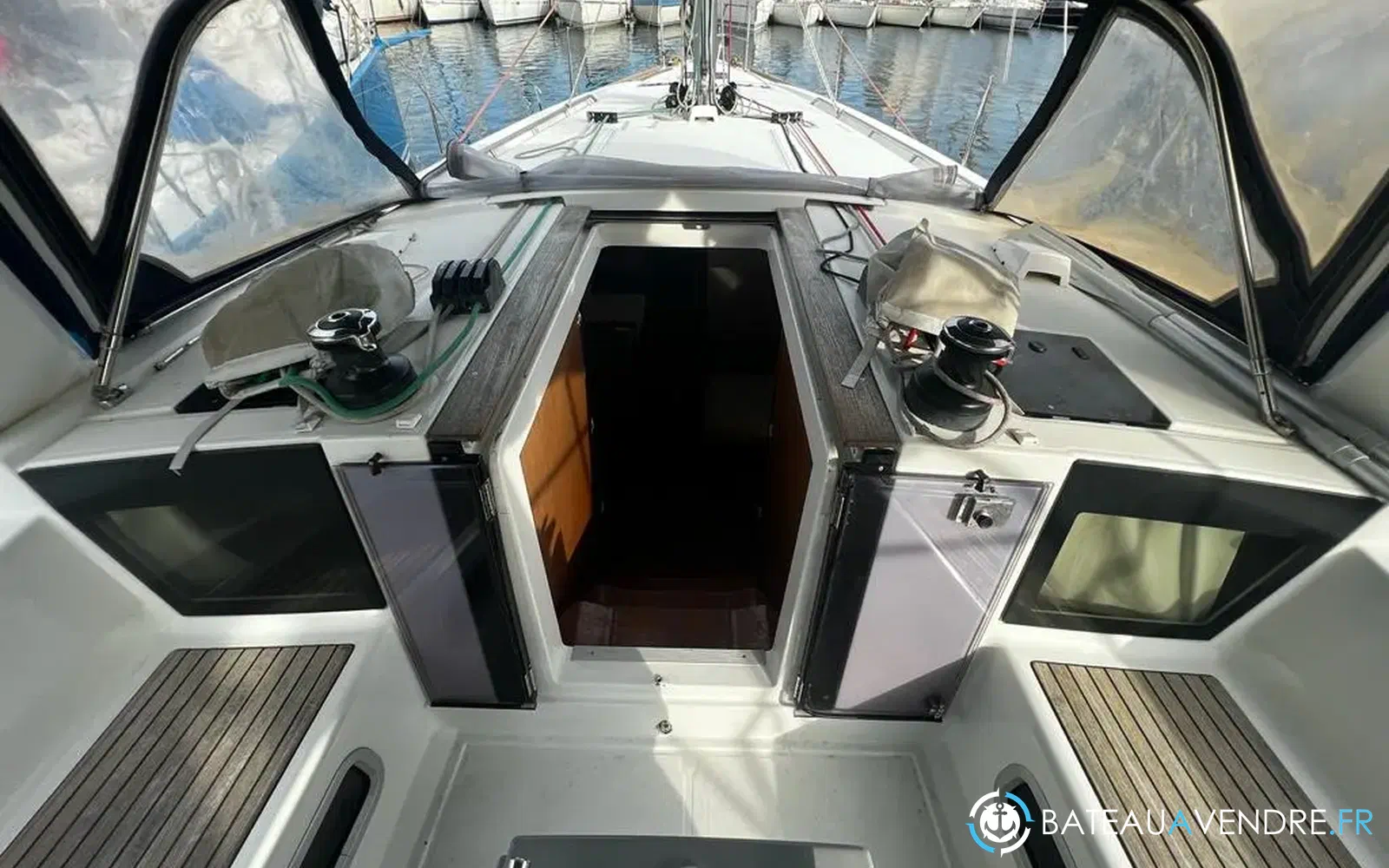 slider 10 Beneteau Oceanis 41