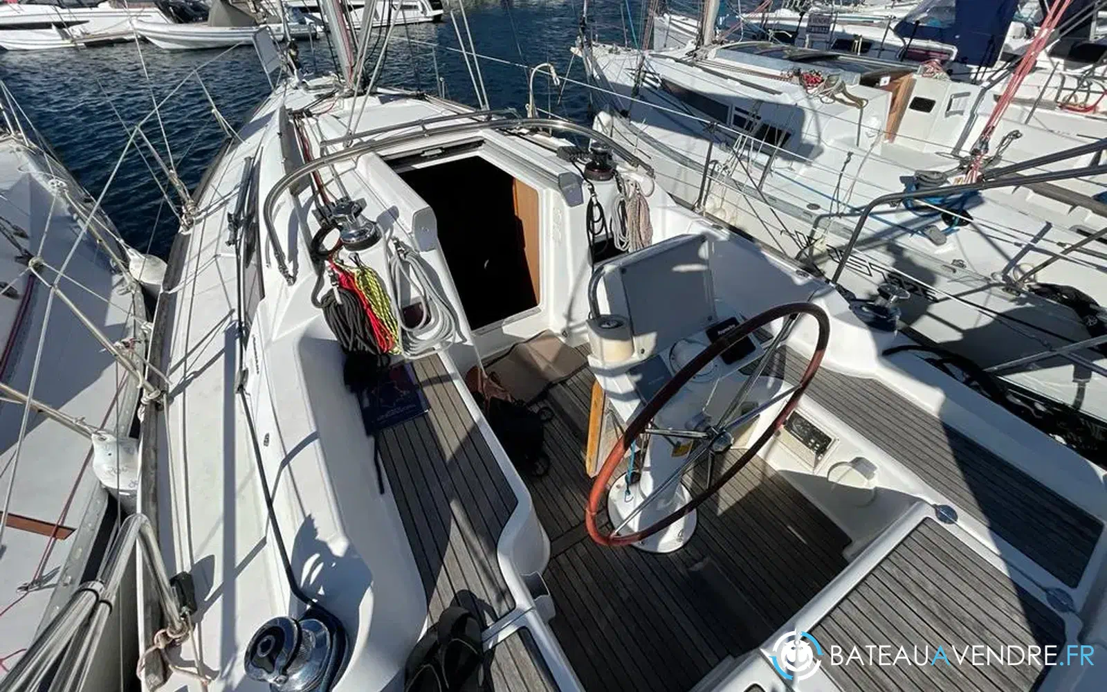 slider 1 Beneteau Oceanis 31