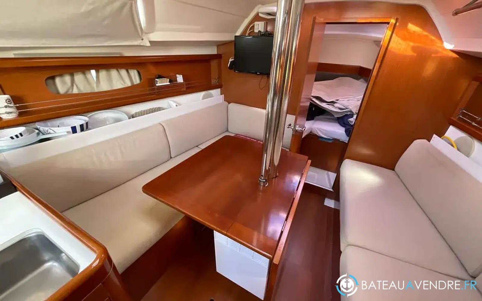 slider 6 Beneteau Oceanis 31