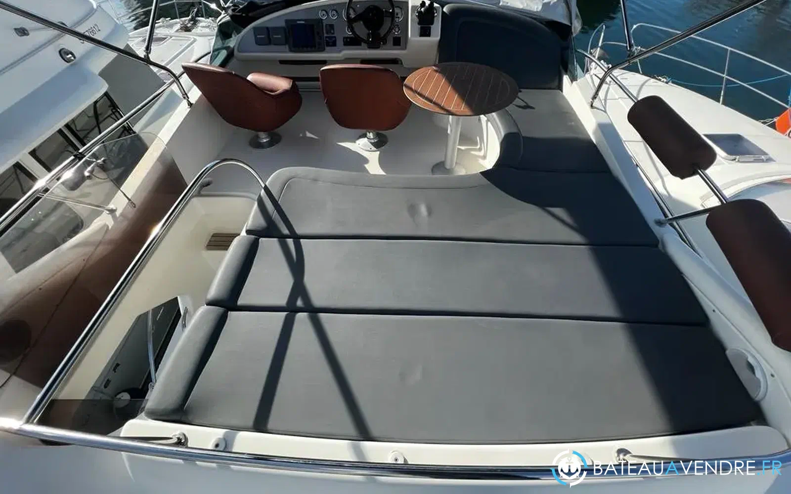slider 6 Jeanneau Prestige 36