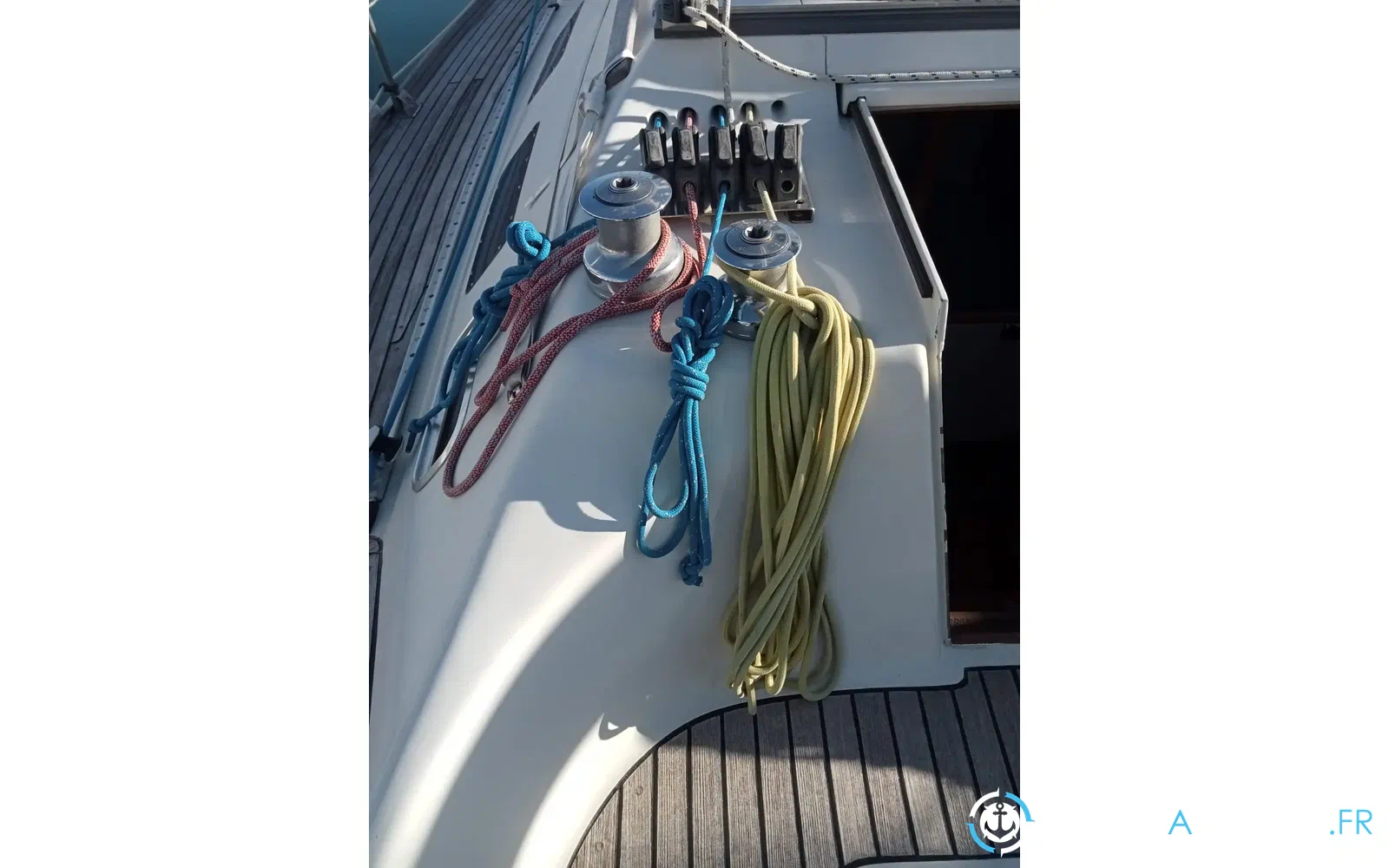 slider 4 Comar Yachts Comet 11