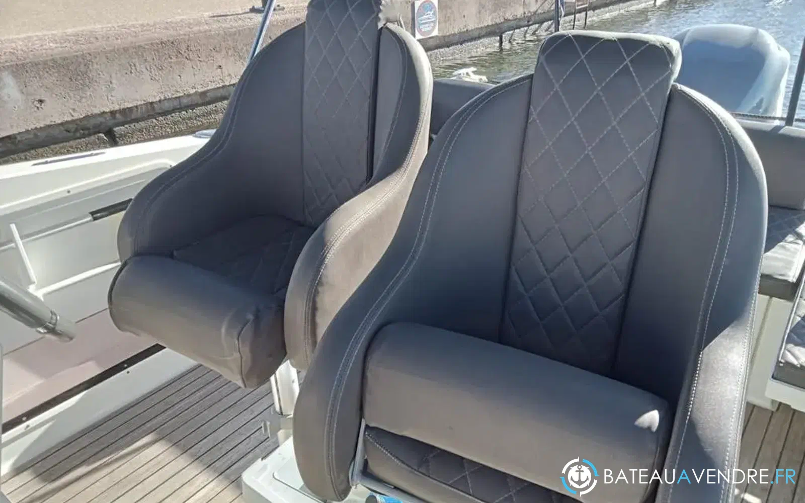 slider 2 Pacific Craft 750 Open