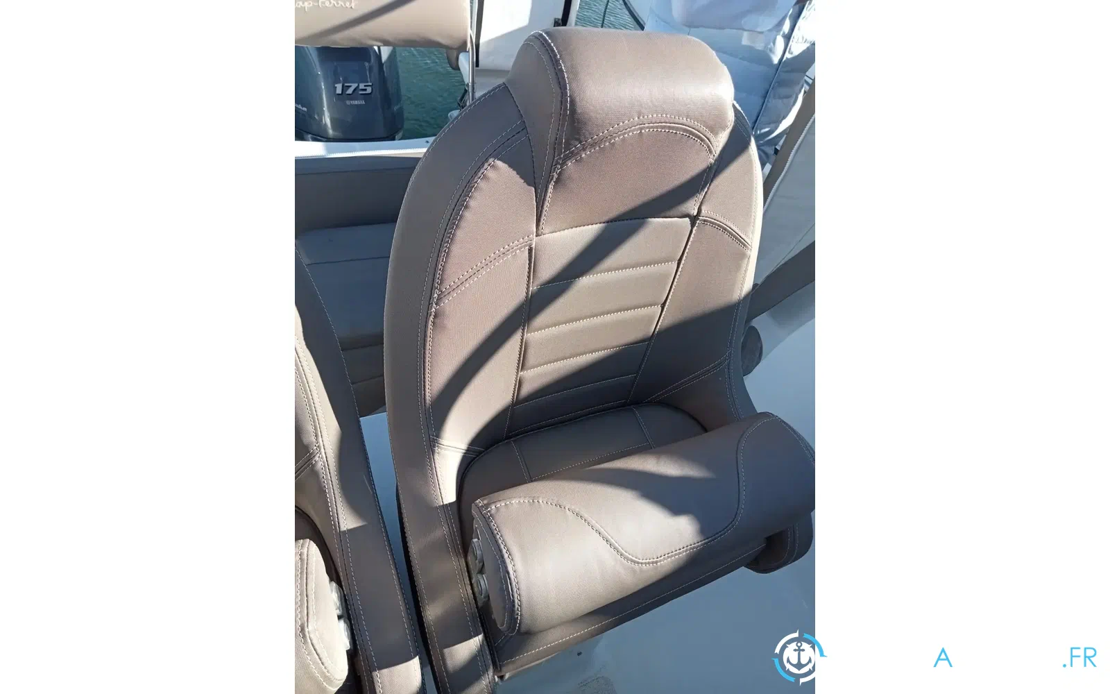 slider 9 B2 Marine Cap Ferret 752 Cruiser