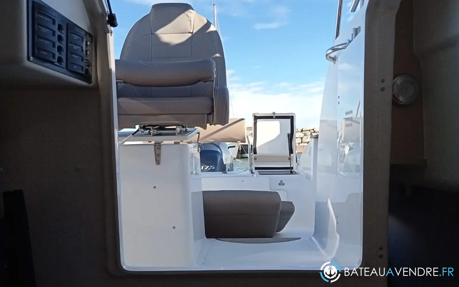 slider 13 B2 Marine Cap Ferret 752 Cruiser