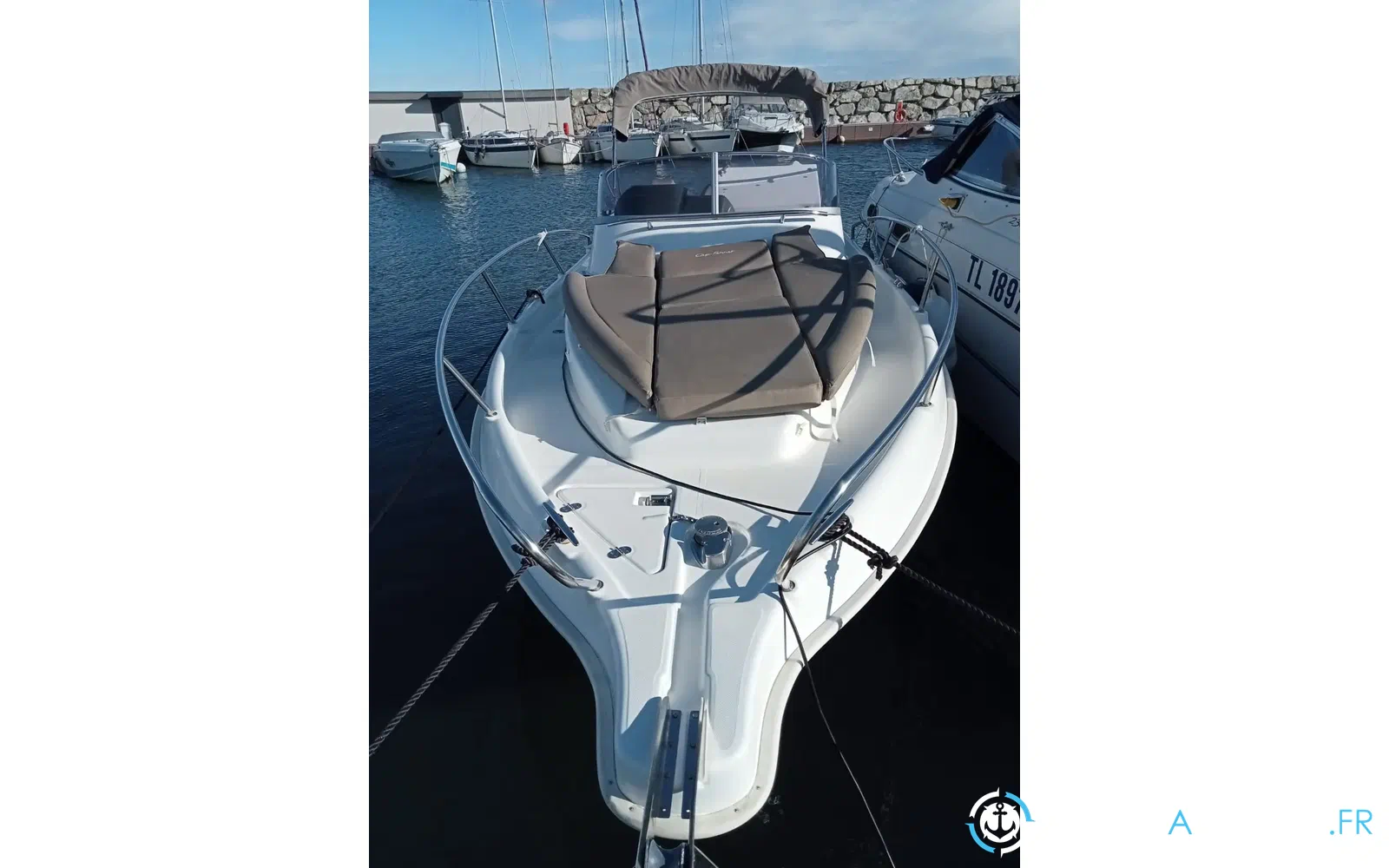 slider 2 B2 Marine Cap Ferret 752 Cruiser