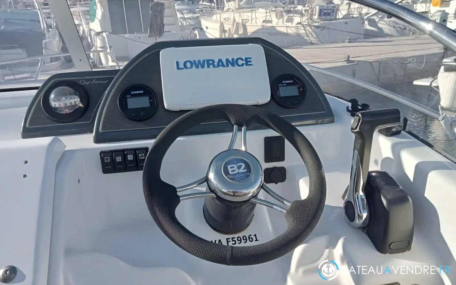 slider 5 B2 Marine Cap Ferret 752 Cruiser
