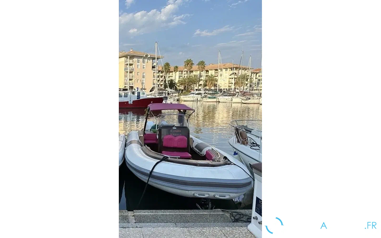 slider 3 Wimbi Boats W9