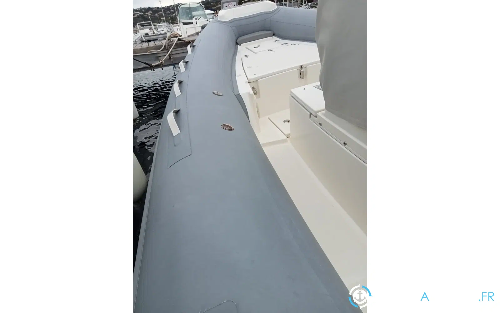 slider 9 Joker Boat Clubman 22