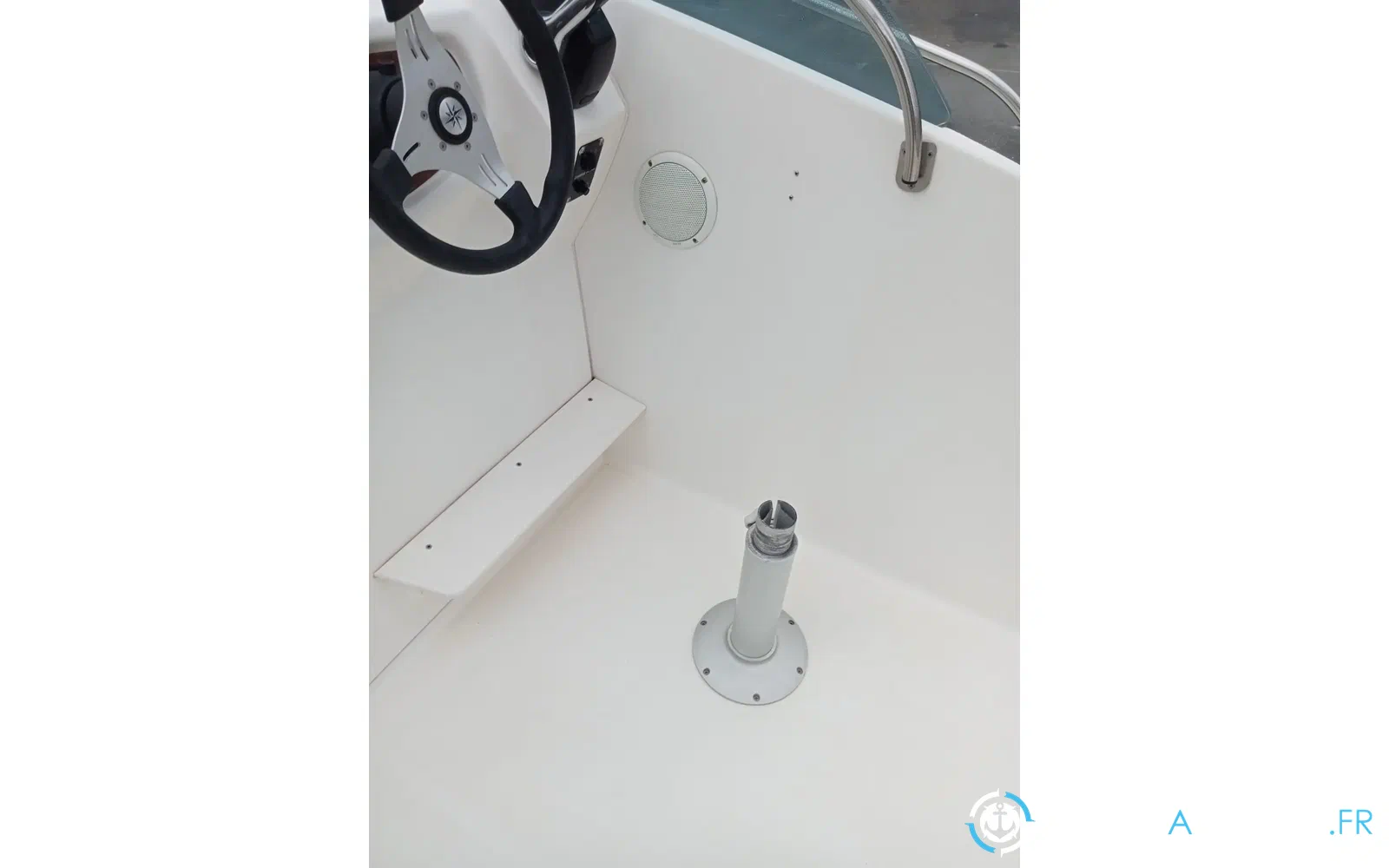 slider 11 Jeanneau Cap Camarat 755 WA