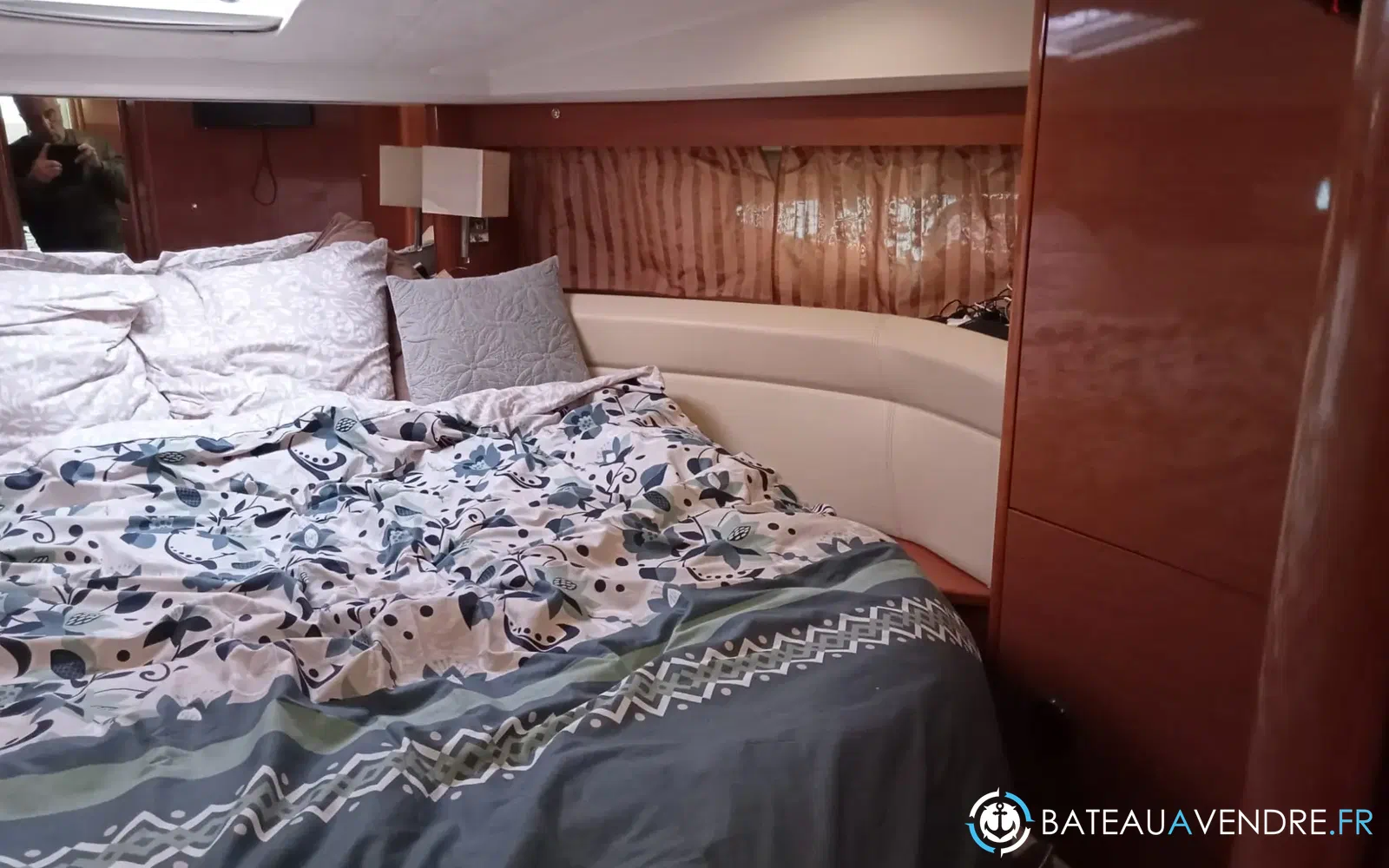 slider 12 Jeanneau Prestige 39