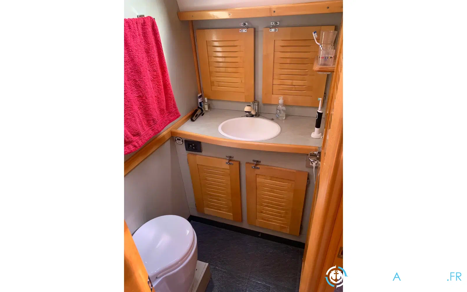slider 20 Custom Bouvet Petit