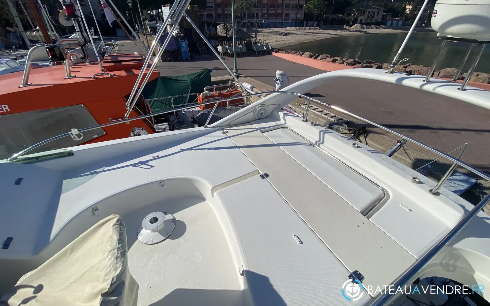 slider 10 Jeanneau Prestige 36