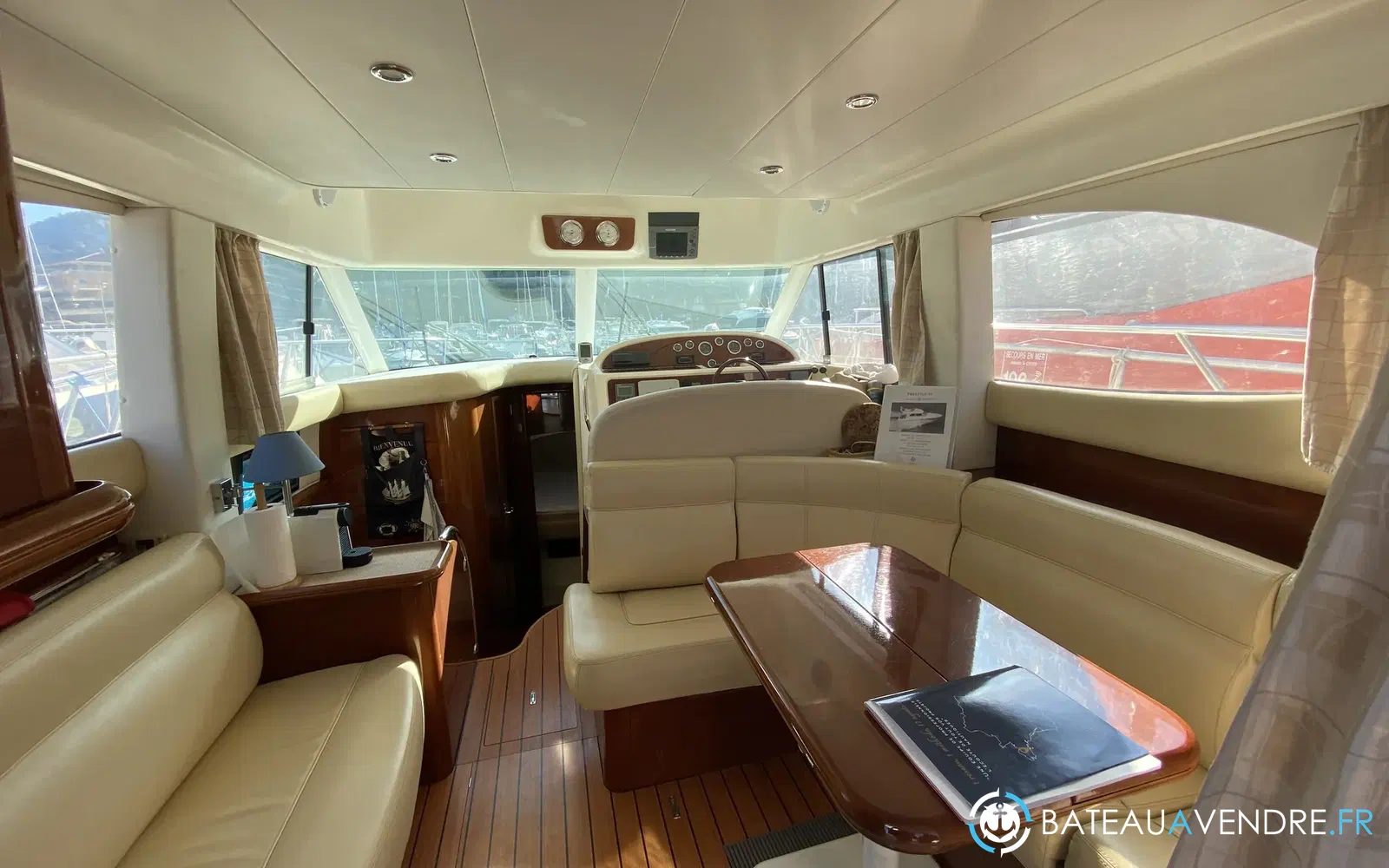slider 12 Jeanneau Prestige 36