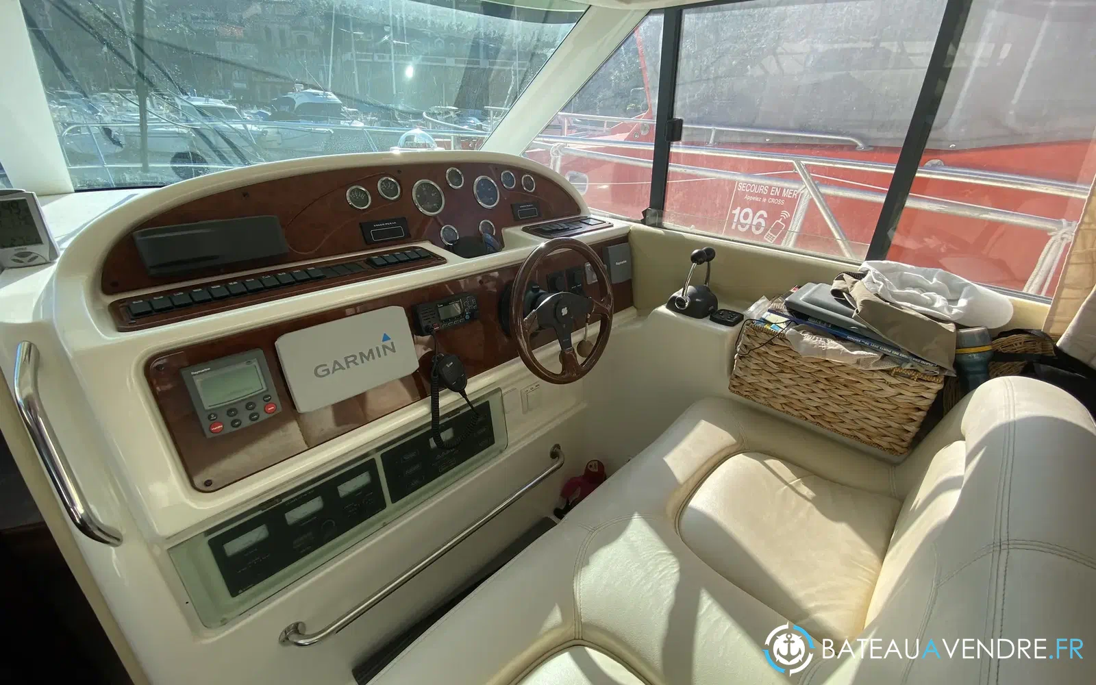 slider 15 Jeanneau Prestige 36