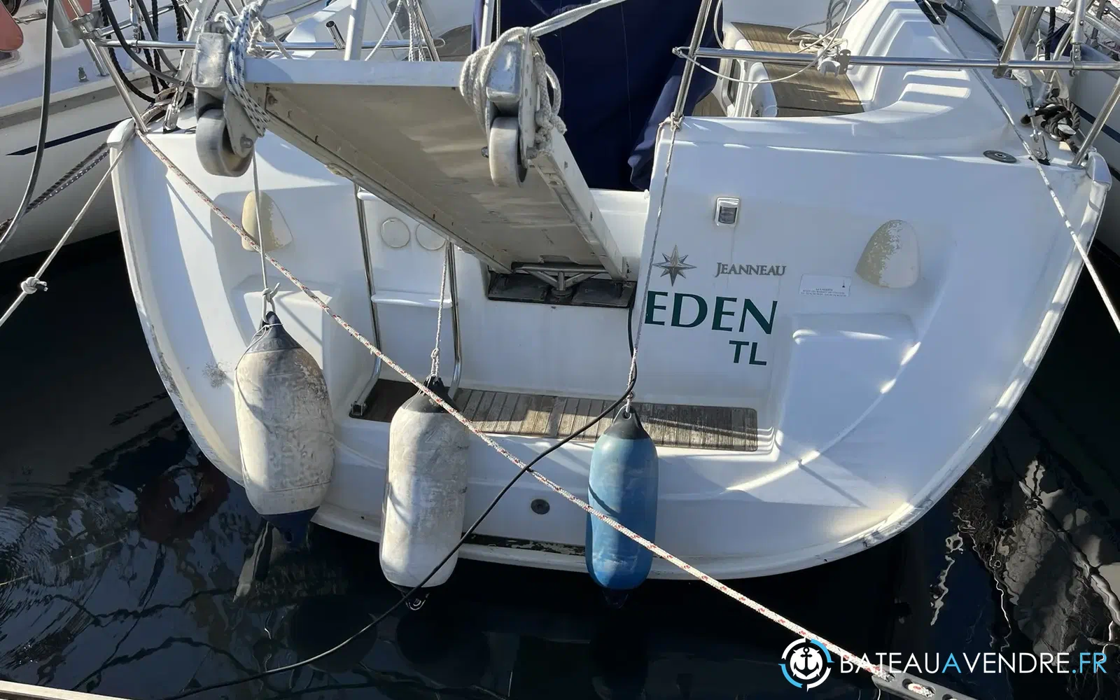 slider 11 Jeanneau Sun Odyssey 35