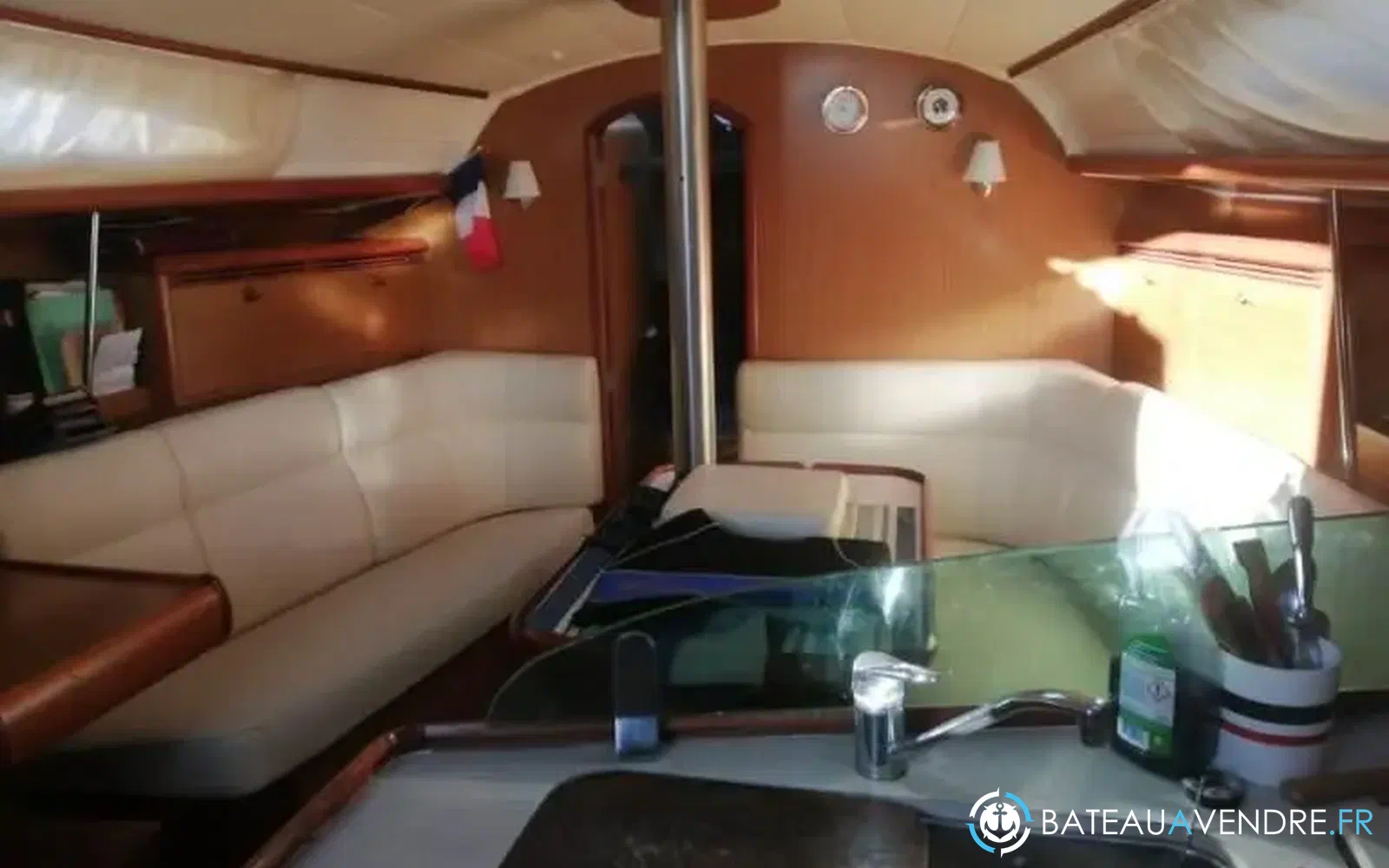 slider 12 Jeanneau Sun Odyssey 35