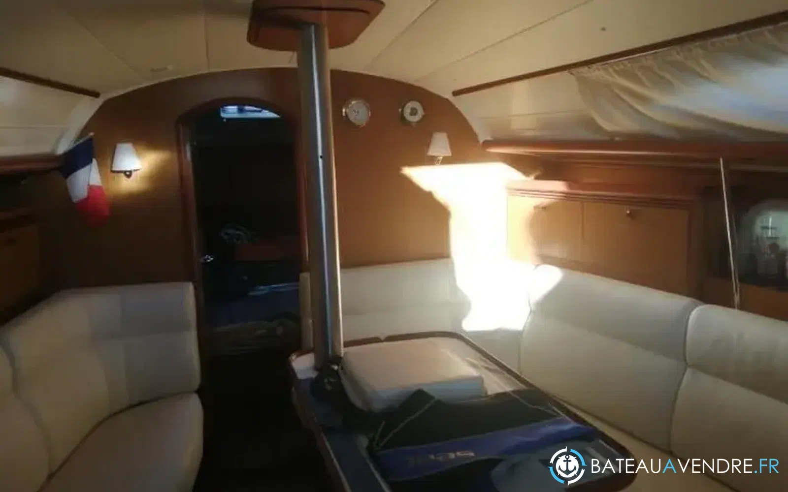 slider 13 Jeanneau Sun Odyssey 35