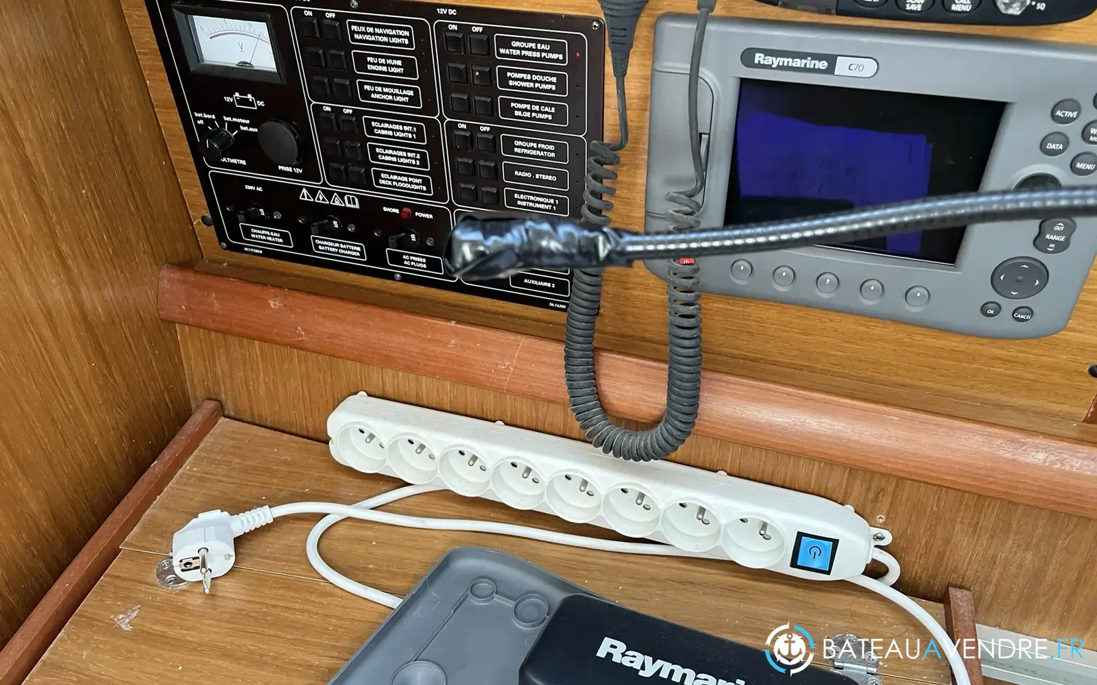 slider 19 Jeanneau Sun Odyssey 35