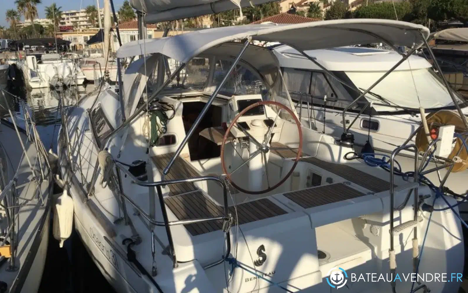 slider 1 Beneteau Oceanis 31