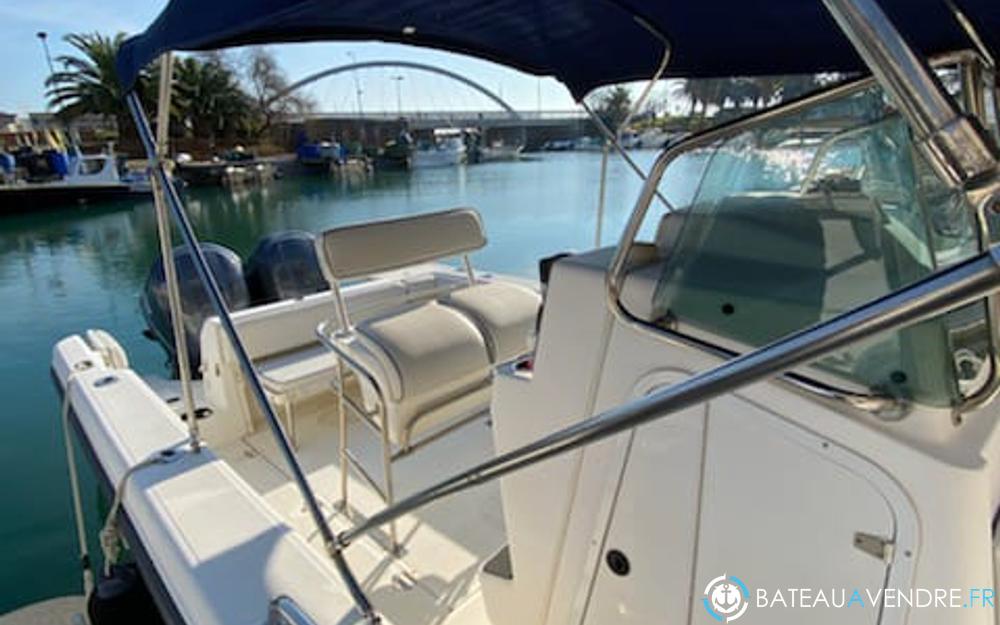 Boston Whaler 26 Outrage photo 5