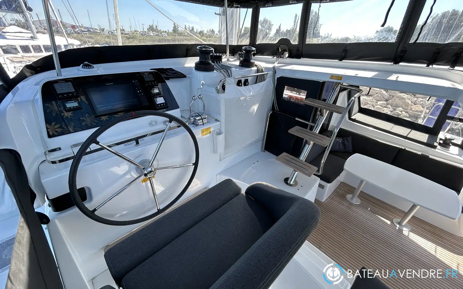 slider 5 Lagoon 42