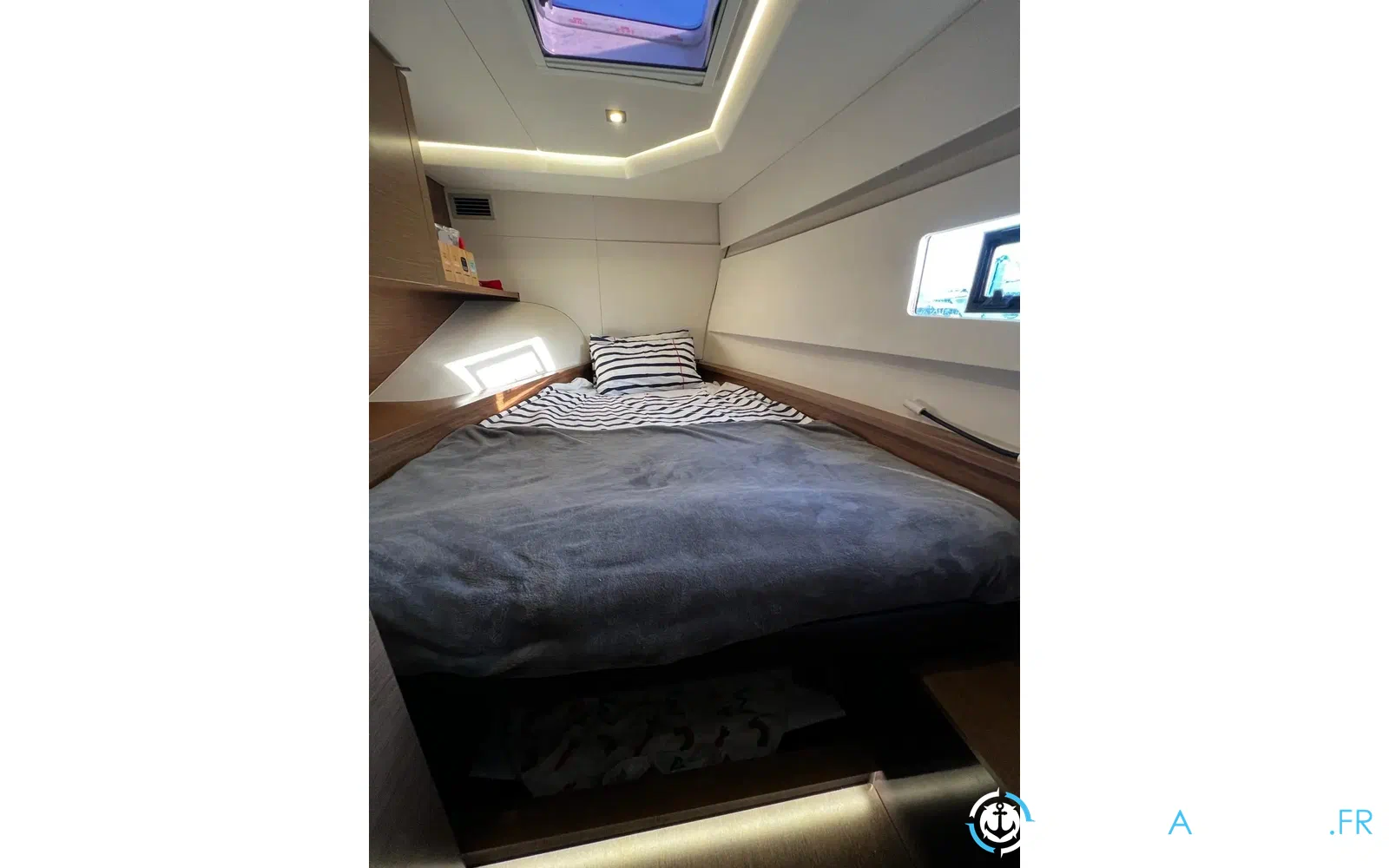 slider 18 Fountaine Pajot My 37