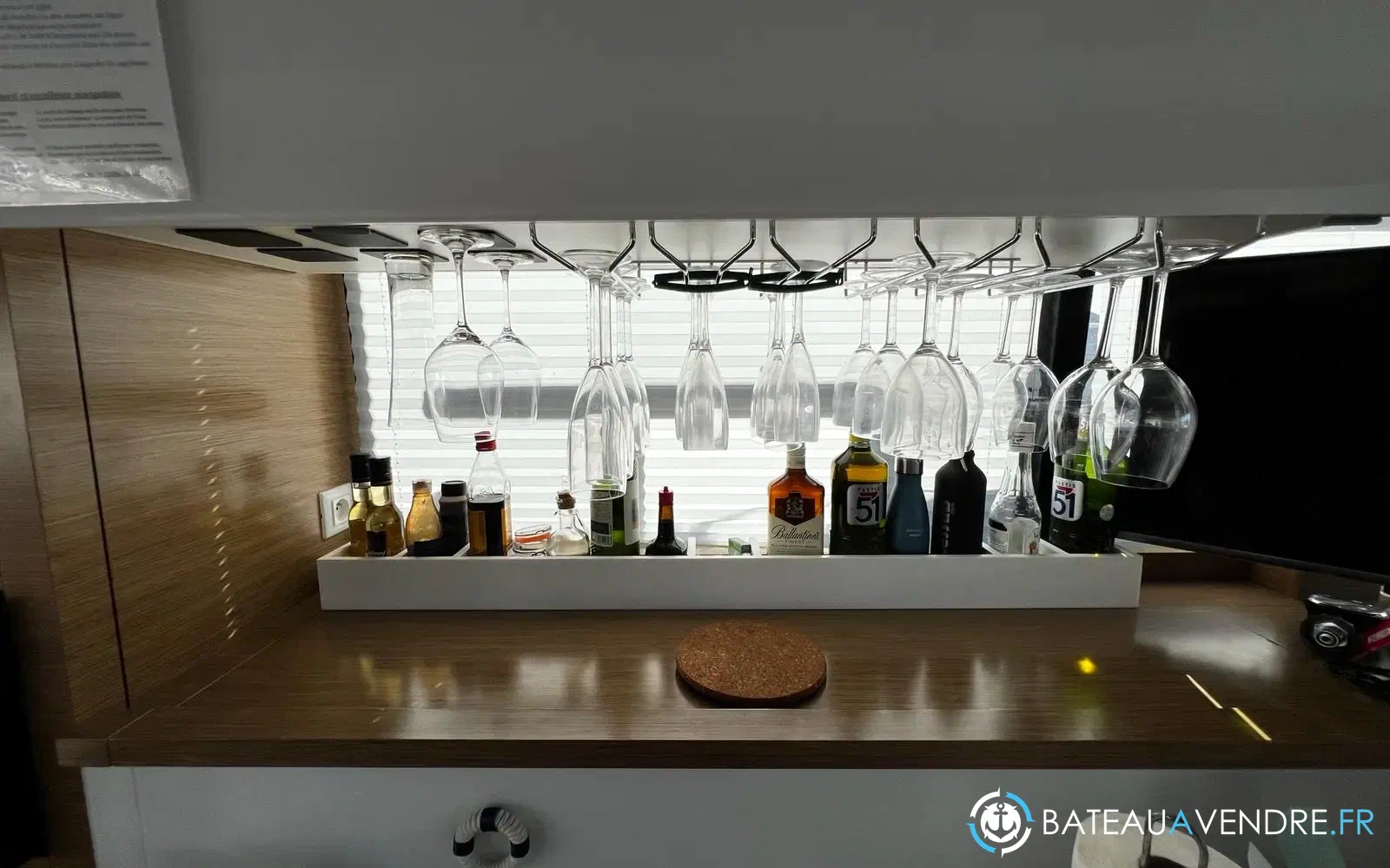 slider 6 Fountaine Pajot My 37