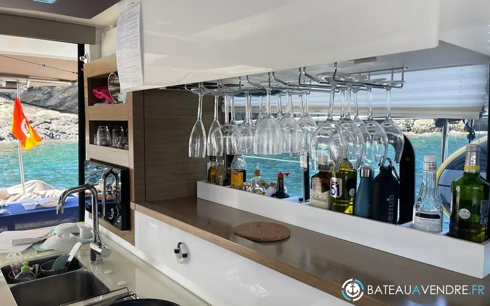 slider 7 Fountaine Pajot My 37