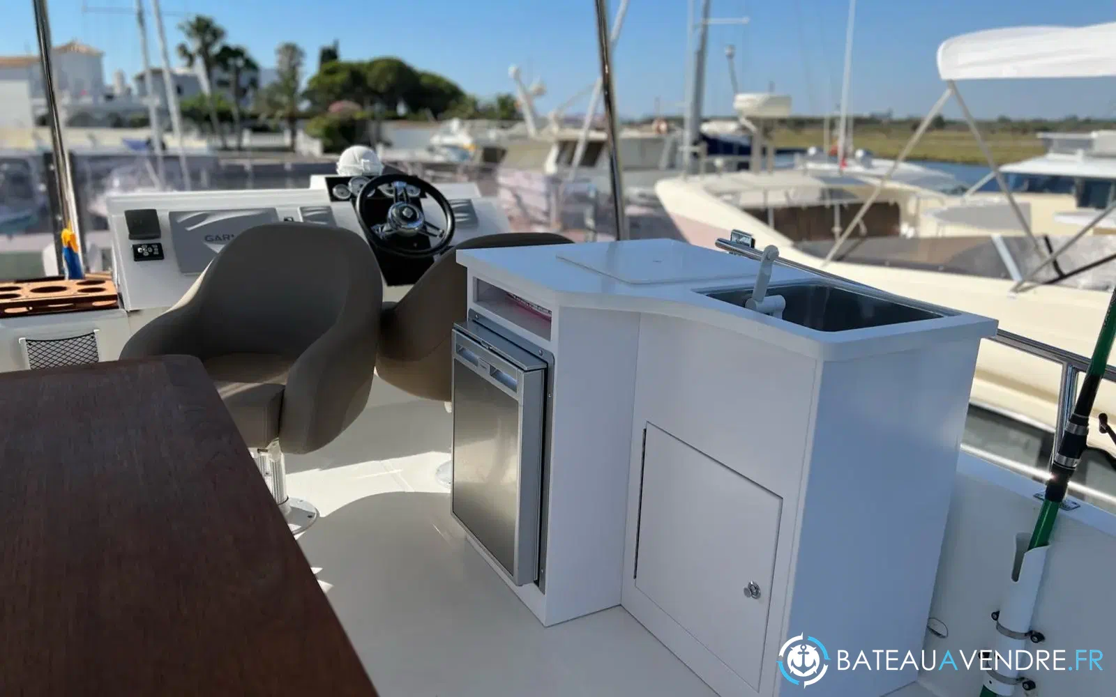 slider 8 Fountaine Pajot My 37
