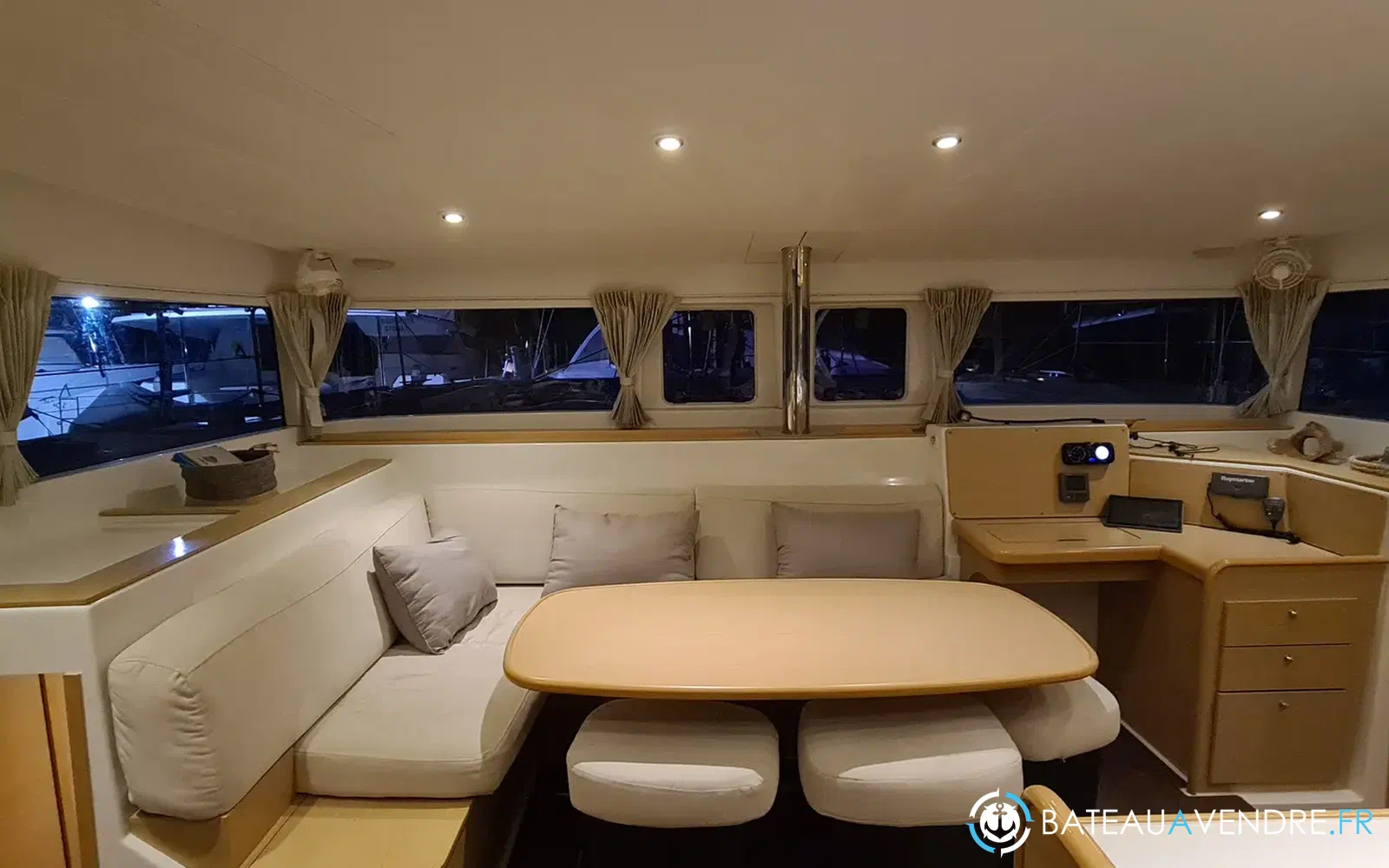 slider 8 Lagoon 400