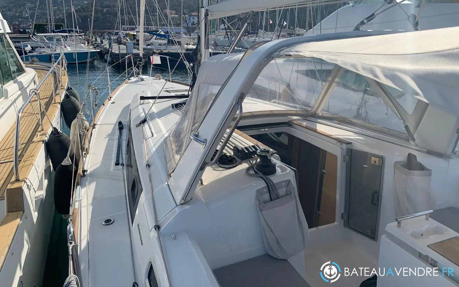 slider 9 Beneteau Oceanis 38.1