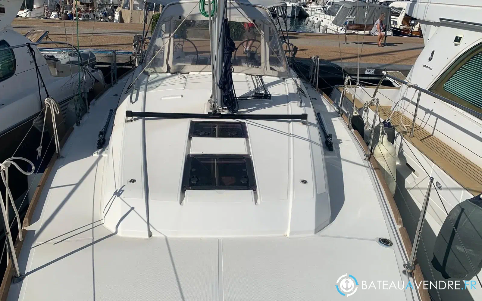 slider 3 Beneteau Oceanis 38.1
