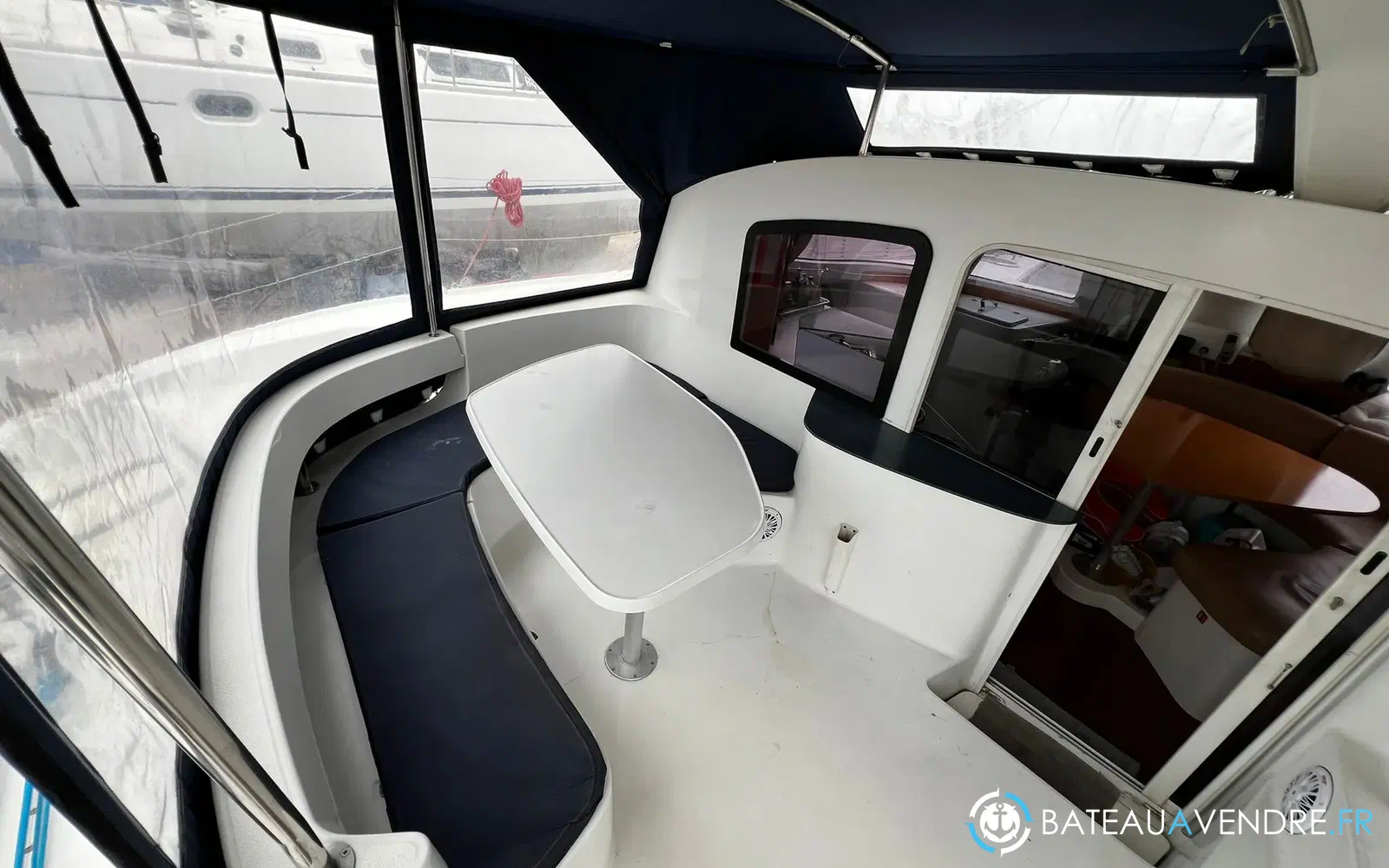 slider 14 Fountaine Pajot Lavezzi 40