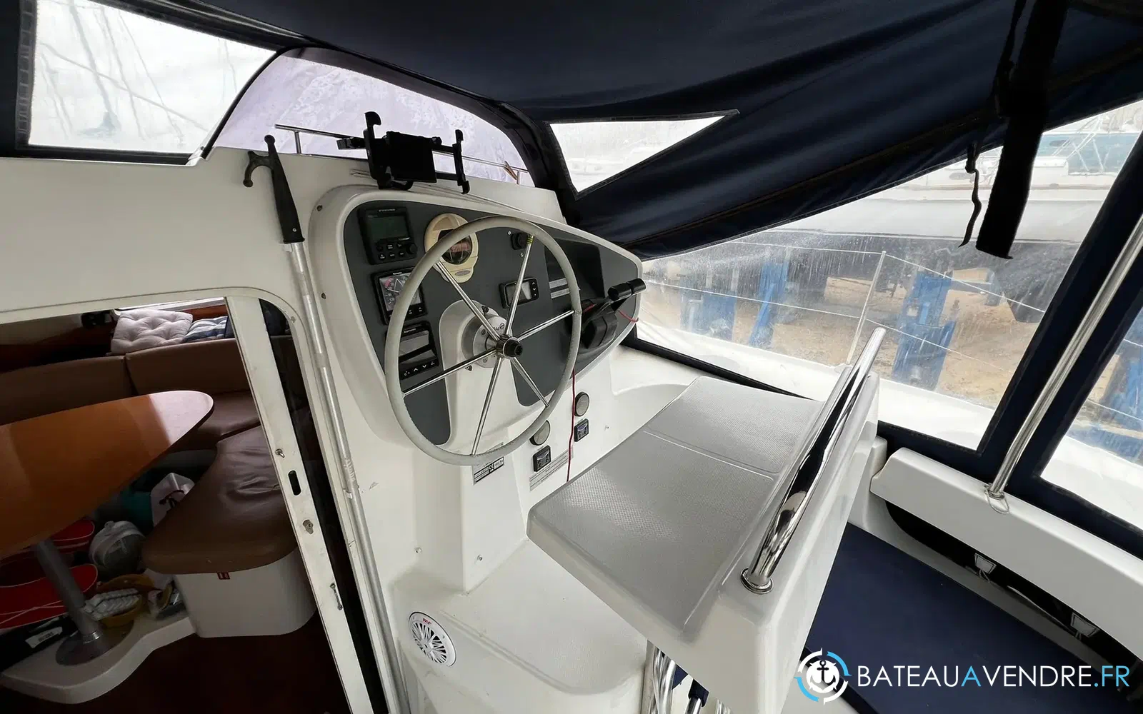slider 18 Fountaine Pajot Lavezzi 40