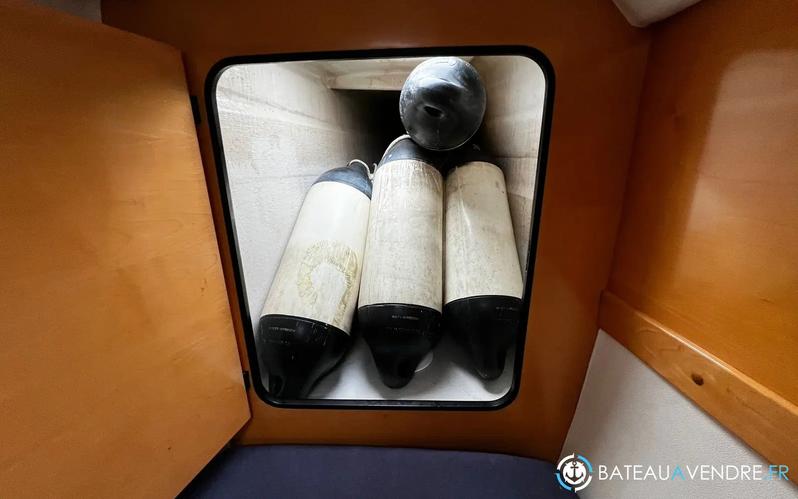 slider 27 Fountaine Pajot Lavezzi 40