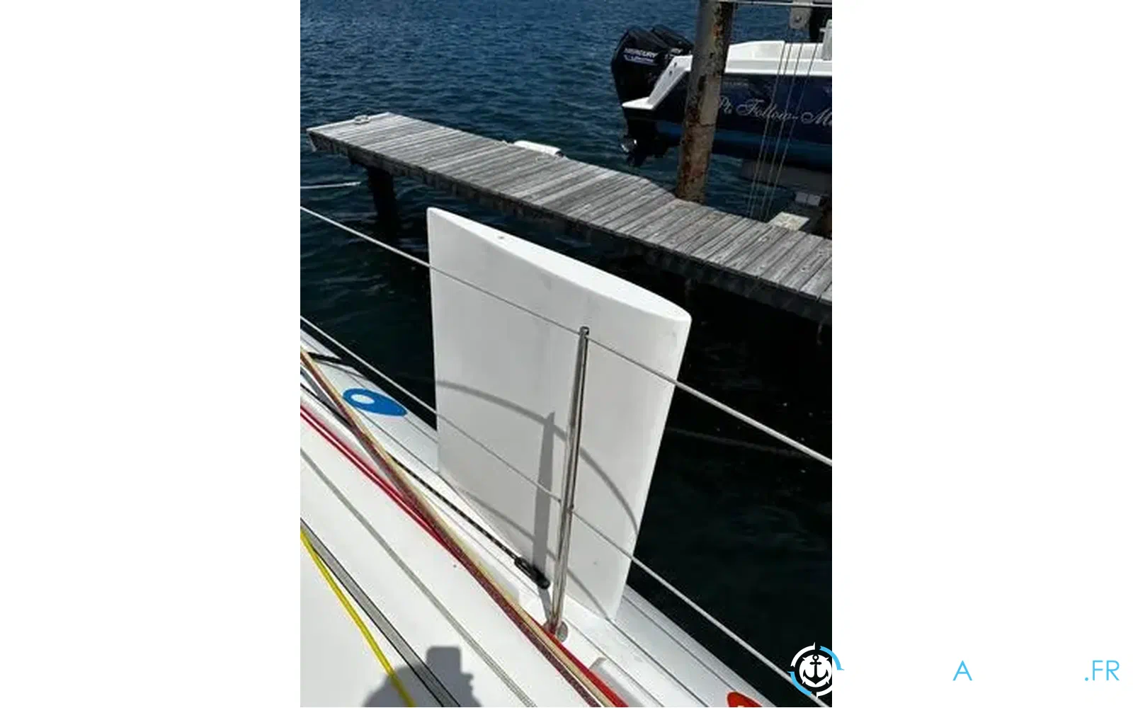 slider 12 Outremer 51