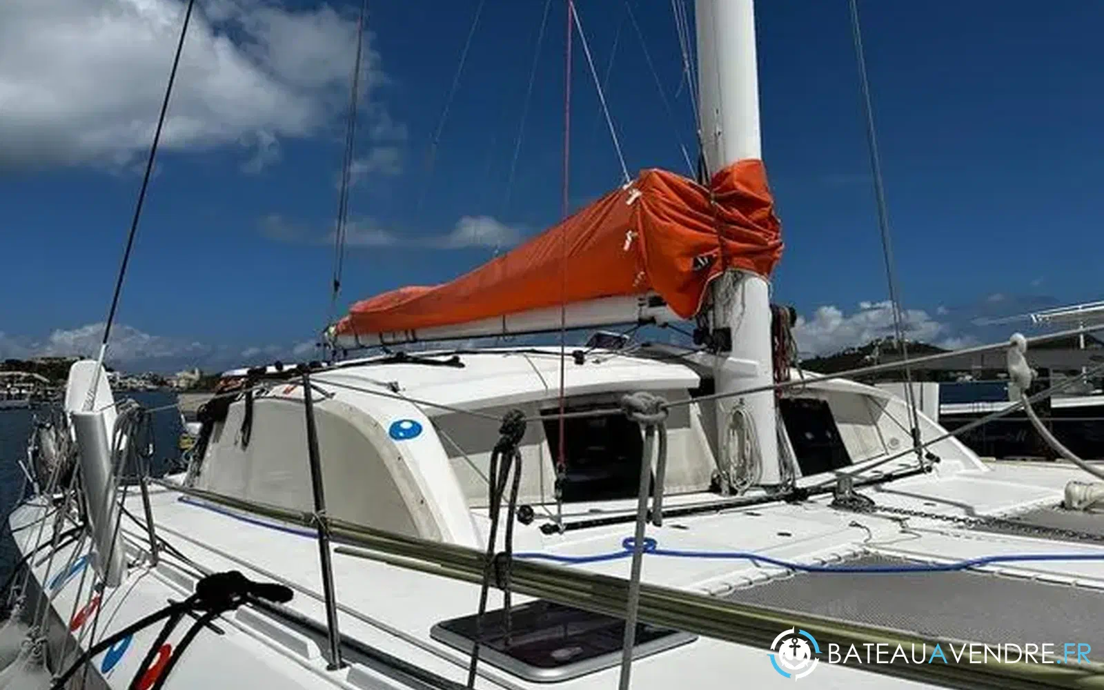 slider 5 Outremer 51