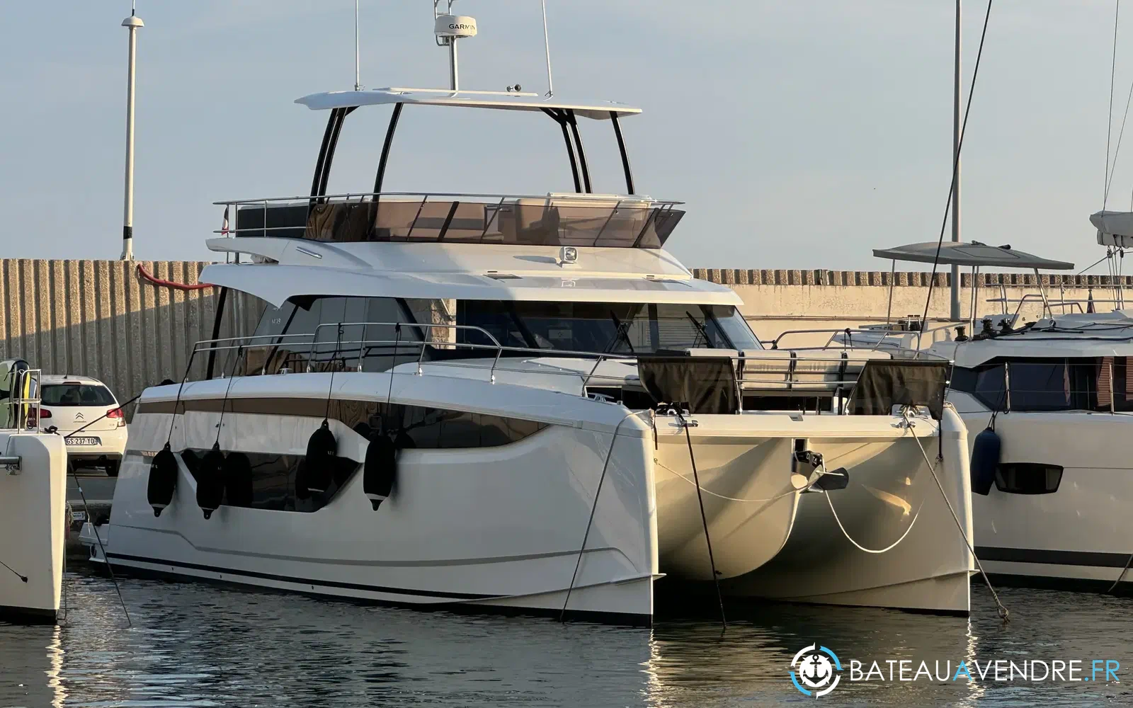 slider 0 Prestige Yachts M48
