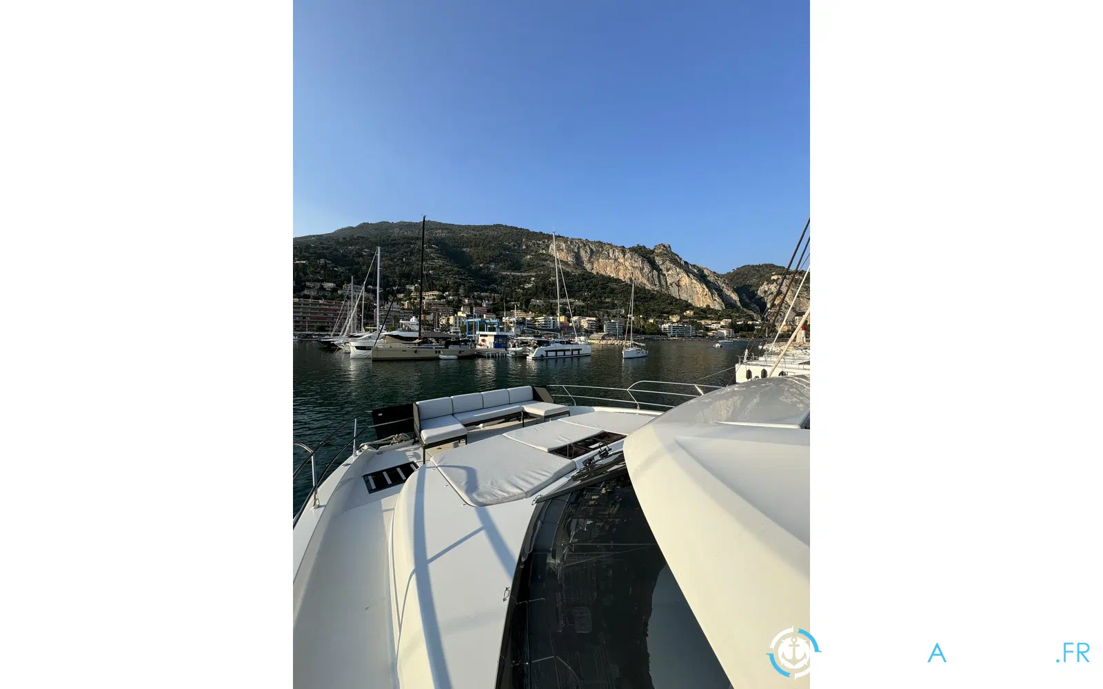 slider 12 Prestige Yachts M48