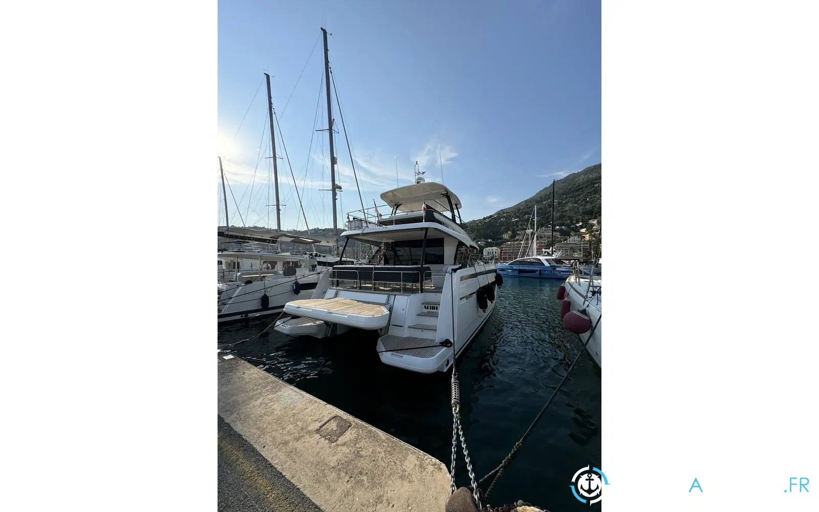 slider 7 Prestige Yachts M48