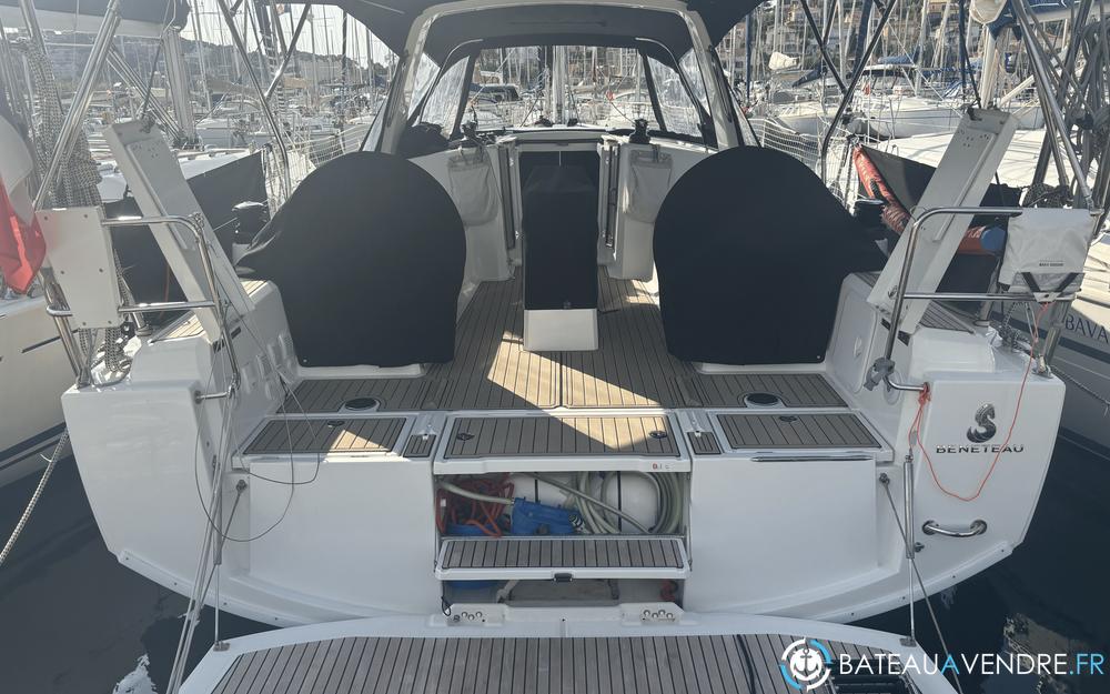 Beneteau Oceanis 38.1 photo 2