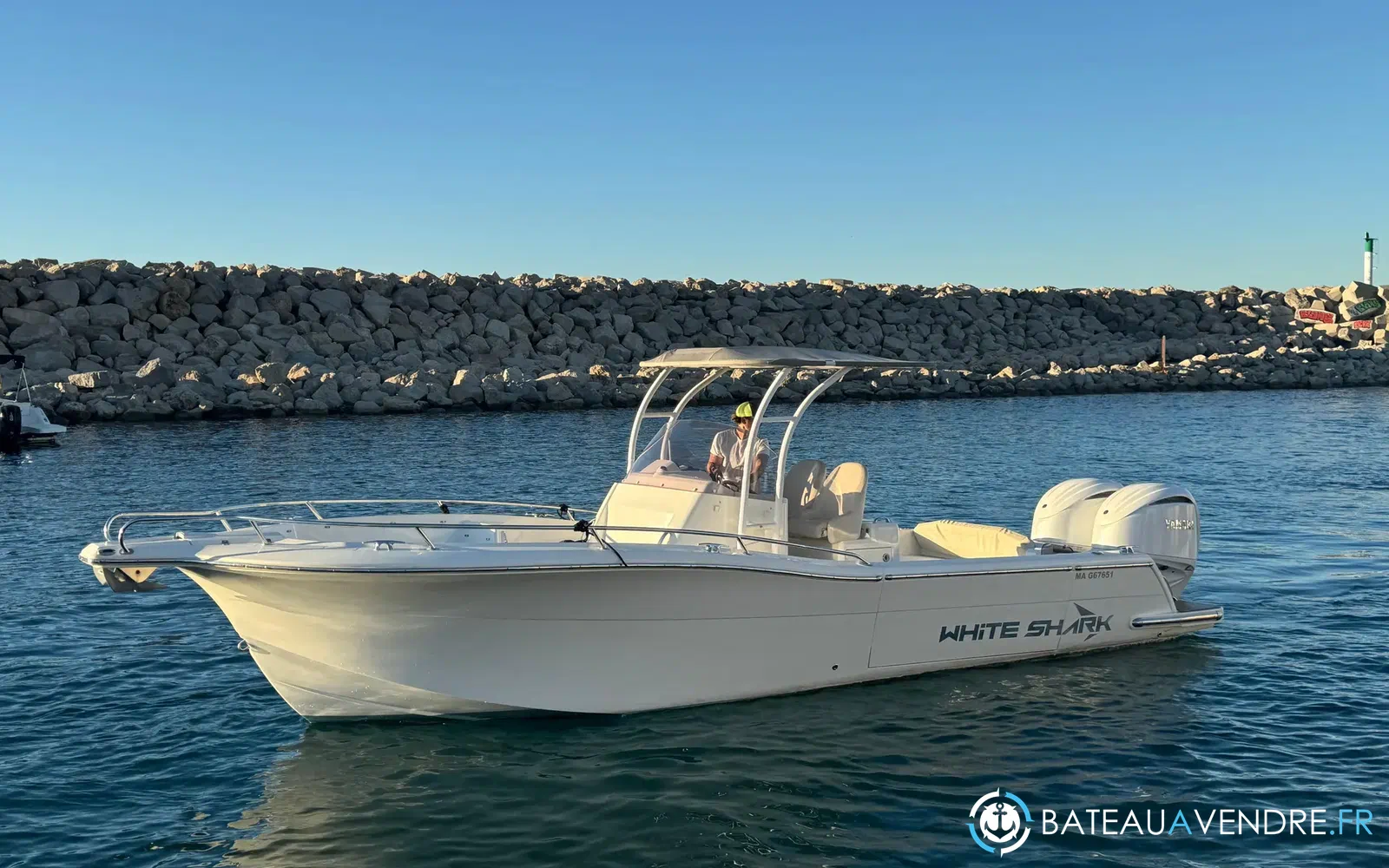 slider 0 White Shark 280 CC Evo