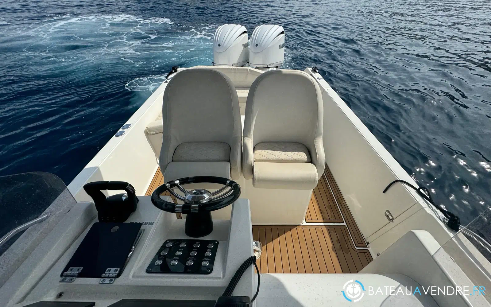 slider 15 White Shark 280 CC Evo