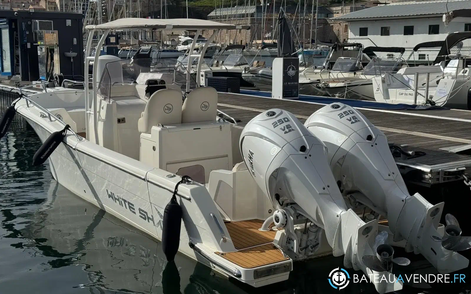 slider 1 White Shark 280 CC Evo