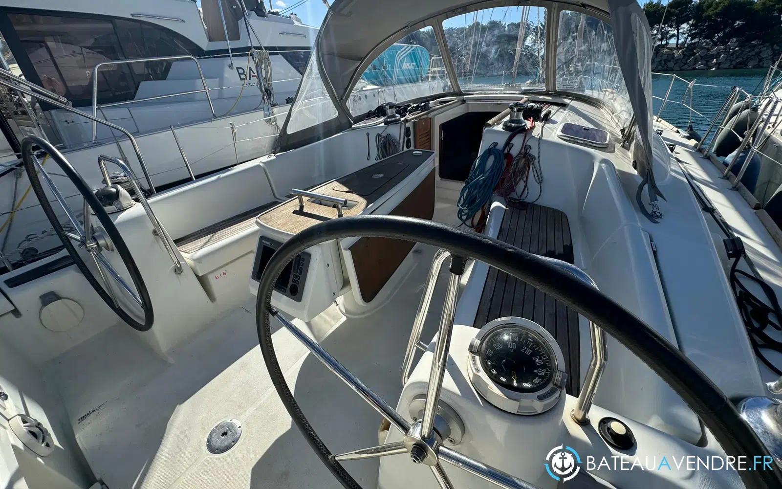slider 12 Beneteau Oceanis 43